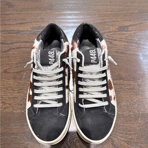 P448 Black and Brown Patterned Sneakers